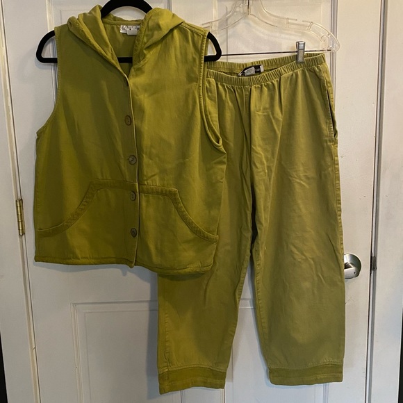 Green 100% Cotton Lounge Set - Picture 1 of 16